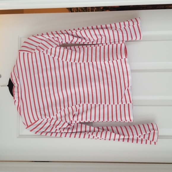 Blazer - Picture 2 of 2